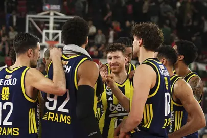 Fenerbahçe Beko, Karşıyaka deplasmanında farklı galip!