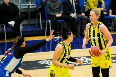 Fenerbahçe Opet farka koştu! Tam 129 sayı...