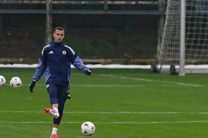 Fenerbahçe’de Bartuğ Elmaz ile yollar ayrıldı!