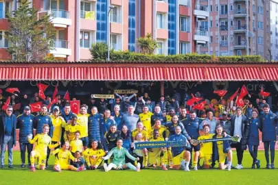 Kadınlardan tarihi zafer: 18-0