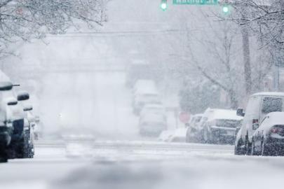 ABD'nin Kuzeydoğunu etkisi altına alan şiddetli kar fırtınası nedeniyle 7 eyalette olağanüstü hal ilan edildi