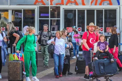 Antalya'nın turizm tarihinde yeni bir rekor kırıldı