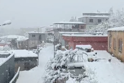 Batman'ın ilçelerinde kar etkili oluyor