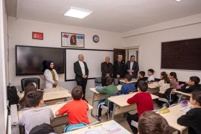 Büyükşehir Belediye Başkanı Er: Çocuklarımızın en iyi şekilde eğitim almalarına imkân sağlıyoruz