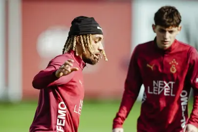 Galatasaray'da Sacha Boey, ilk antrenmanına çıktı!