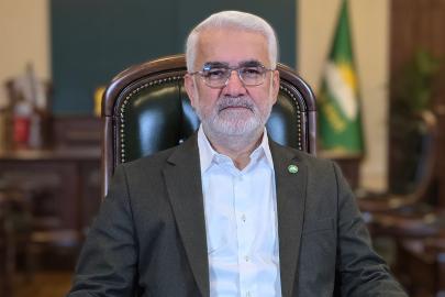 HÜDA PAR Genel Başkanı Yapıcıoğlu’ndan seçmeli ana dil dersi çağrısı