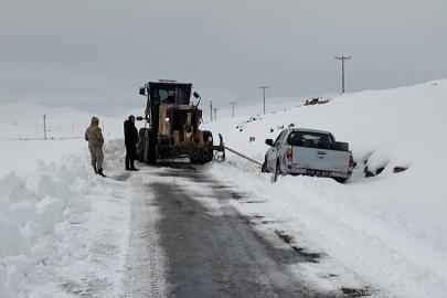 Iğdır’da kapalı 5 köy yolunda çalışmalar devam ediyor