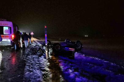 Muş-Erzurum yolunda takla atan otomobil şarampole yuvarlandı: 2 yaralı