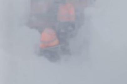 Sahara Geçidi’nde Kara Yolları ekibinin üzerine çığ düştü