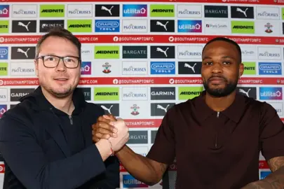 Southampton, Cyle Larin’i transfer etti!