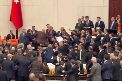 TBMM’de yemin töreni öncesi gerginlik: AK Parti ile CHP’li vekiller arasında arbede