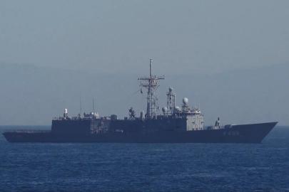 Türk savaş gemilerinden uzak denizlerde sondaj faaliyetlerine destek