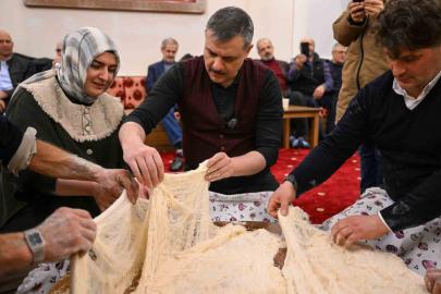 Vali Mustafa Çiftçi, Yazıpınar köyünde tel helvası geleneğine katıldı