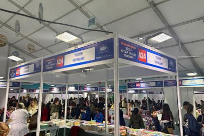 "Ben Okuyorum, İstanbul Okuyor" kitap fuarı Şişli'de devam ediyor
