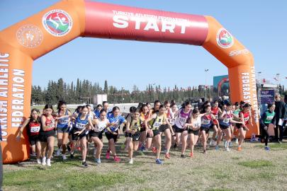 Besim Aybars Kulüpler Kros Süper Ligi final yarışları Antalya'da gerçekleştirildi