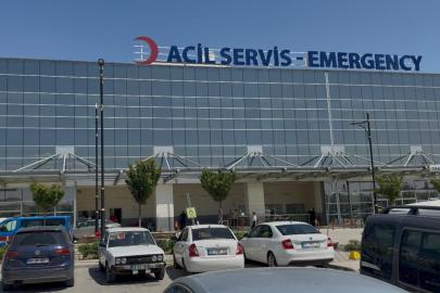 Beyşehir’de otomobil devrildi: 2’si çocuk 5 yaralı