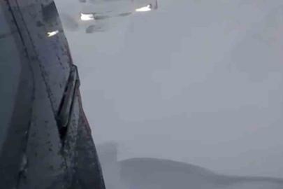 Bingöl’de tipi nedeniyle mahsur kalan araçlar kurtarıldı