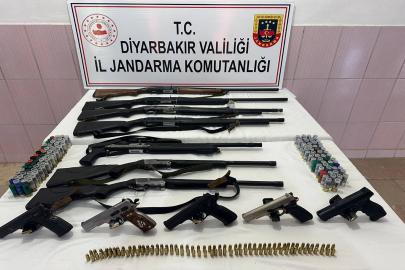 Diyarbakır’da silah kaçakçılarına operasyon