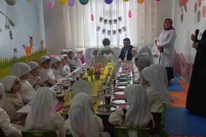 Erzincan’da minikler "Tekne Orucu" heyecanı yaşadı