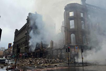 Glasgow’daki tren istasyonunda yangın sonucu istasyon kapatıldı