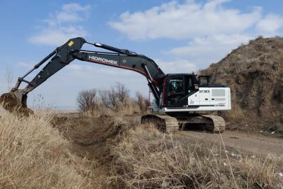 Iğdır’da sulama kanalları sezon öncesi hazırlandı