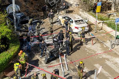 İran'dan yoğun füze misillemesi: Siyonist bölgelerde ölü ve yaralılar, Tel Aviv'de patlamalar