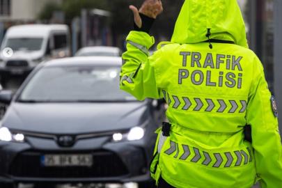 İzmir’de trafik denetimlerinde 29 bin 410 TL ceza