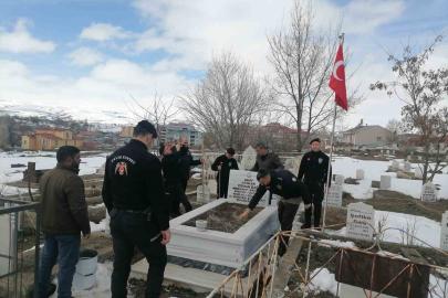 Kahraman şehitlerimizin aziz hatırasına sahip çıktılar