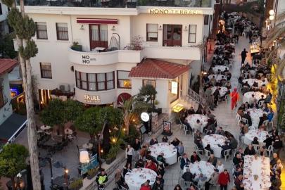 Kaleiçi'nde büyük iftar buluşması