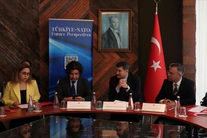 Paris’te Türkiye ve NATO ilişkilerini konu alan yuvarlak masa toplantısı düzenlendi