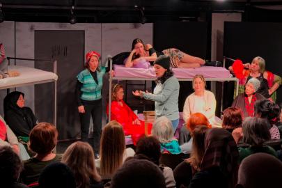 Sahnede gerçek yaşam hikâyesi