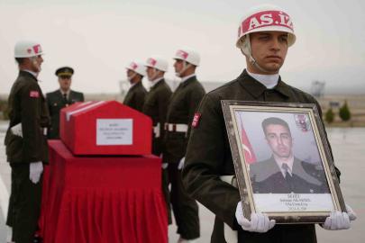 Şehit Akarsel’in naaşı memleketine uğurlandı