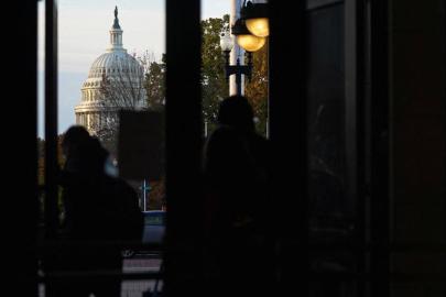 Anket: ABD'lilerin yüzde 53'ü dış politikada diğer ülkelerin çıkarının göz ardı edildiğini düşünüyor