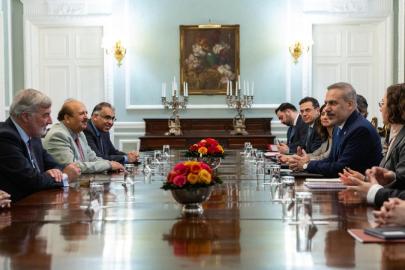 Bakan Fidan, İngiltere'de Lordlar Kamarası ve Avam Kamarası üyeleriyle görüştü