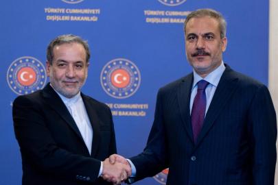 Bakan Fidan, İranlı mevkidaşı Arakçi ile görüştü