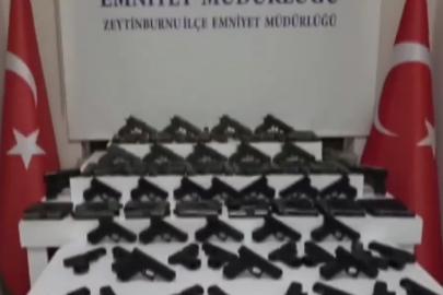 İstanbul’da silah ticareti operasyonu: 3 kişi tutuklandı