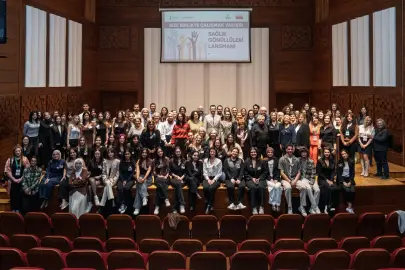 İzmir’in gönüllü sağlıkçıları sahaya iniyor