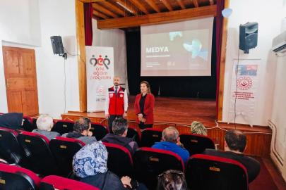 Kemaliye’de velilere "Bilinçli Medya Kullanımı" eğitimi