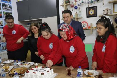 Kütahya’da "Farklı değil, birlikte" projesi hayata geçirildi