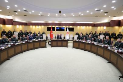 Milli Savunma Bakanı Güler, Değerlendirme Toplantısı'na katıldı