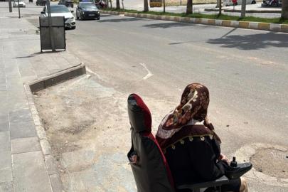 Nusaybin’de engelli kadını minibüse almayan sürücülere tepki