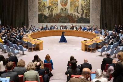 Rusya ve Çin’den BMGK’de Hürmüz Boğazı vetosu