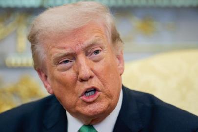 Trump, İran ile görüşmelerin telefon üzerinden sürdüğünü belirtti
