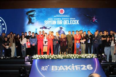 Türk Yıldızları, BAKİF26'da öğrencilerle buluştu