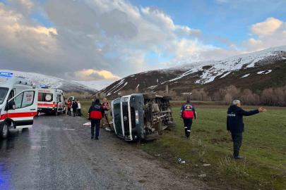 Van’da trafik kazası: 11 yaralı