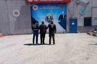 27 yıl hapis cezasıyla aranan cezaevi firarisi Kars’ta yakalandı