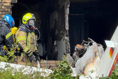 Almanya'da küçük bir uçak yere çakıldı: 2 ölü