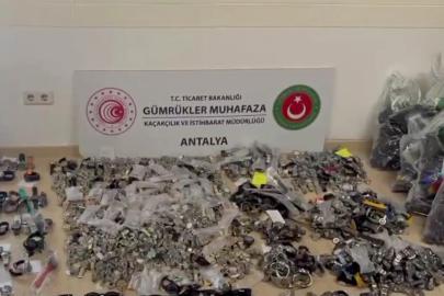 Antalya’da kaçak ürün operasyonu: 11 milyon liralık ürün ele geçirildi
