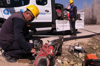 ASAT’tan Elmalı’da asfalt öncesi altyapı yatırımı