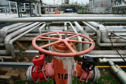 Avrupa gaz fiyatları Orta Doğu'da anlaşma beklentileriyle yüzde 12,5 geriledi